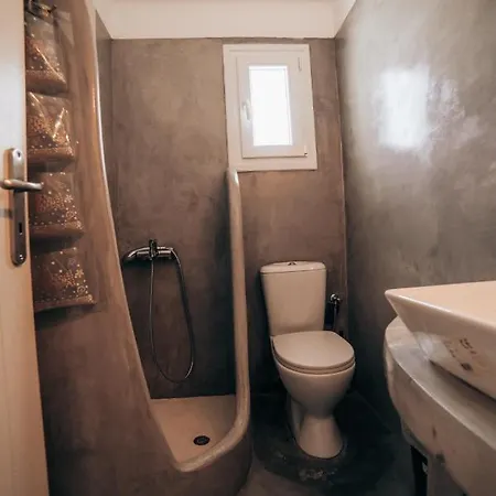 Laramar Tatil Evi Kythnos